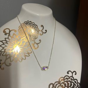 Kendra Scott necklace
